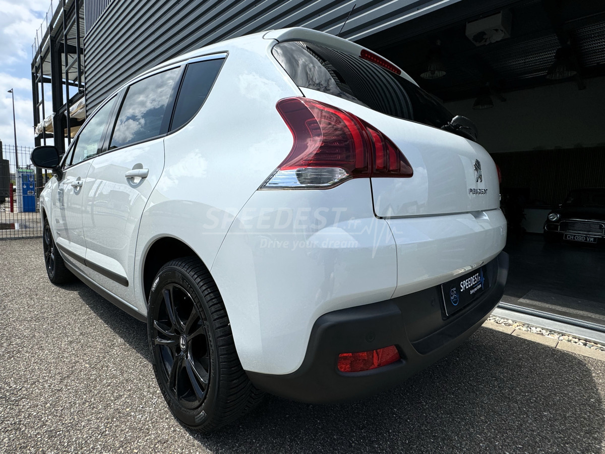 PEUGEOT 3008 -TOIT PANO-