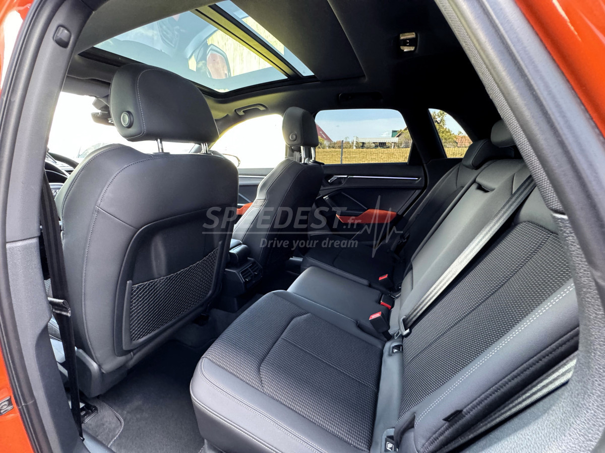 AUDI Q3 SLINE -SURREQUIPE-