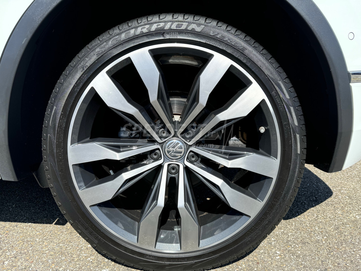 TIGUAN RLINE -SURREQUIPE-