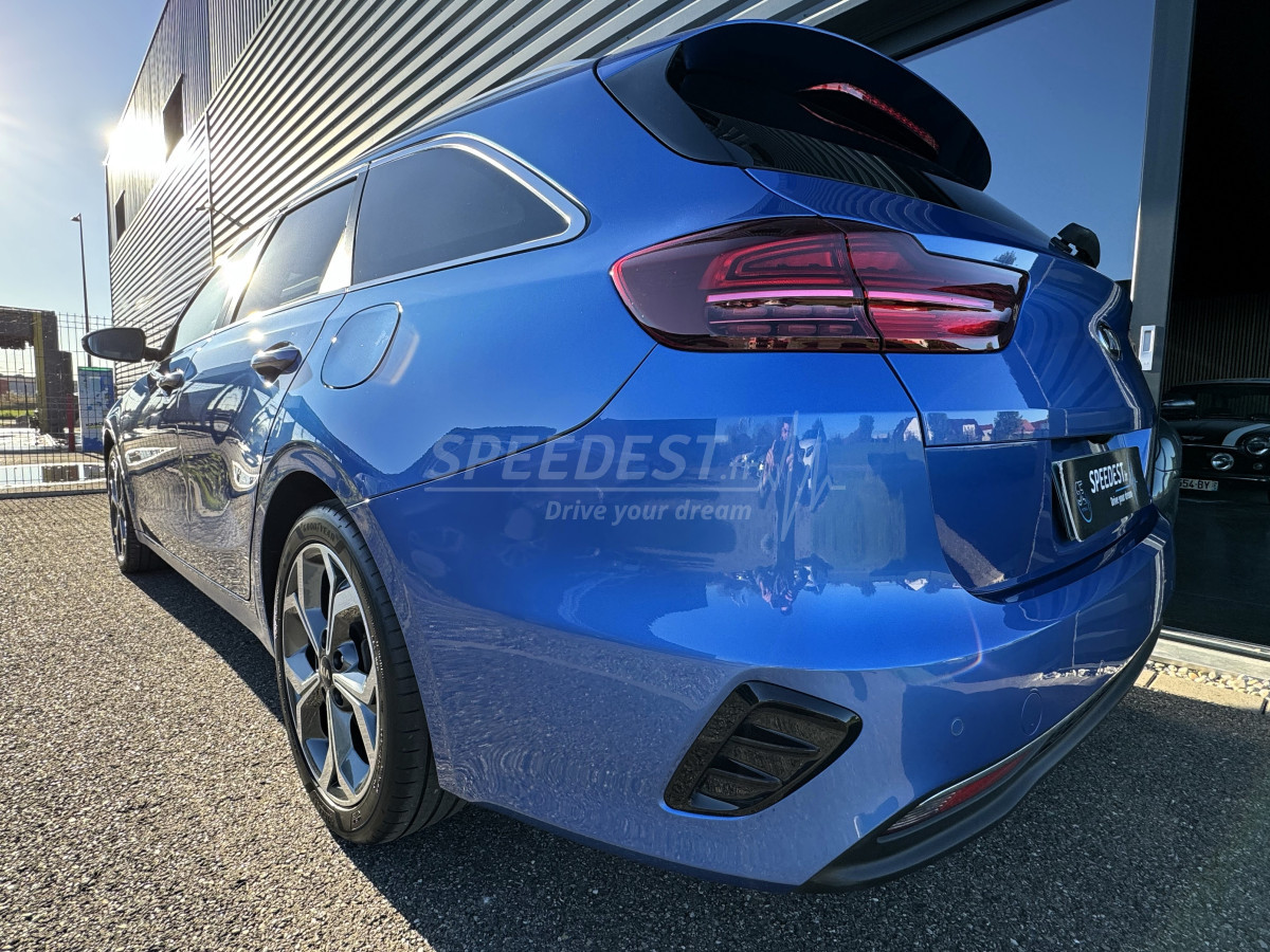 KIA CEED GT -SUREEQUIPE-