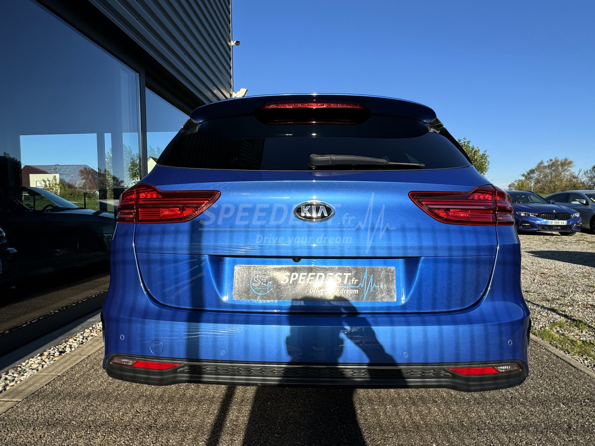 KIA CEED GT -SUREEQUIPE-