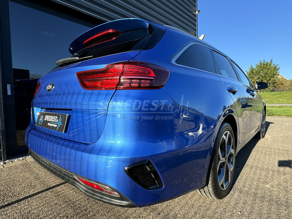 KIA CEED GT -SUREEQUIPE-