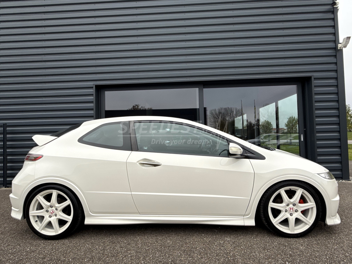 CIVIC TYPE R -EDITION WHITE / COLLECTOR!-