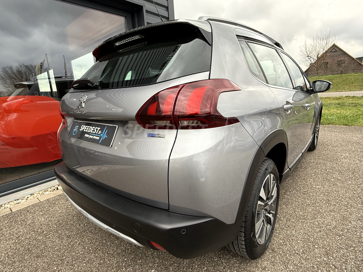 PEUGEOT 2008 -ALLURE-